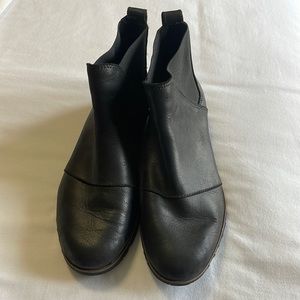 Sorel Bootie size 7